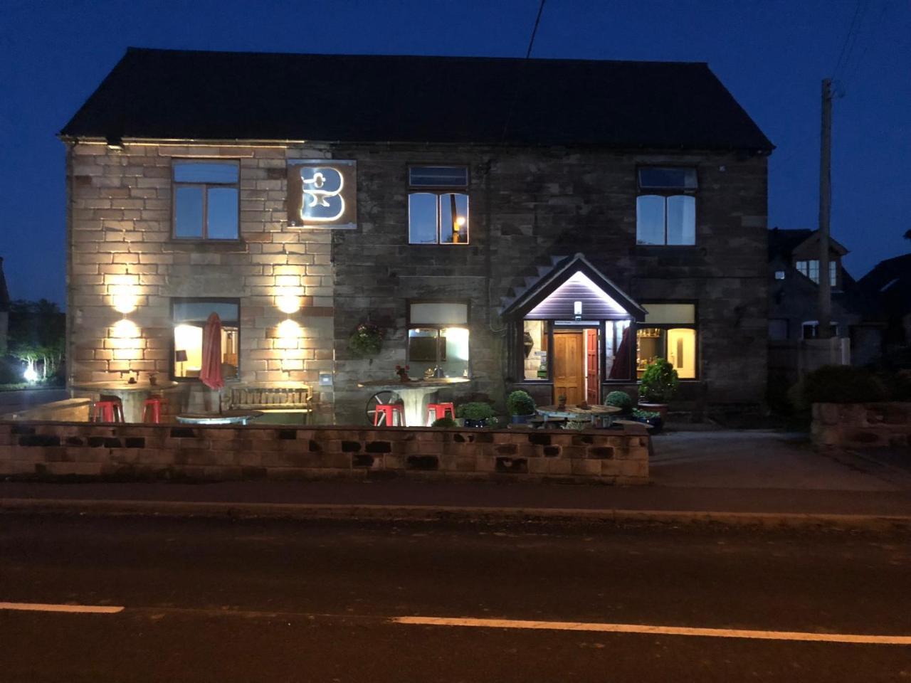 Bed and Breakfast The Blacksmith Arms à Alton  Extérieur photo